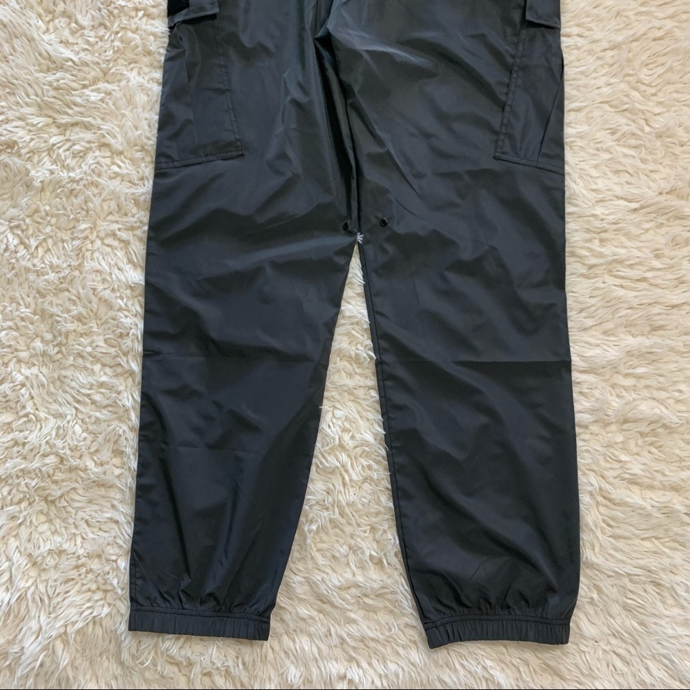 Men’s Black Cargo Pants - Picture 11 of 16